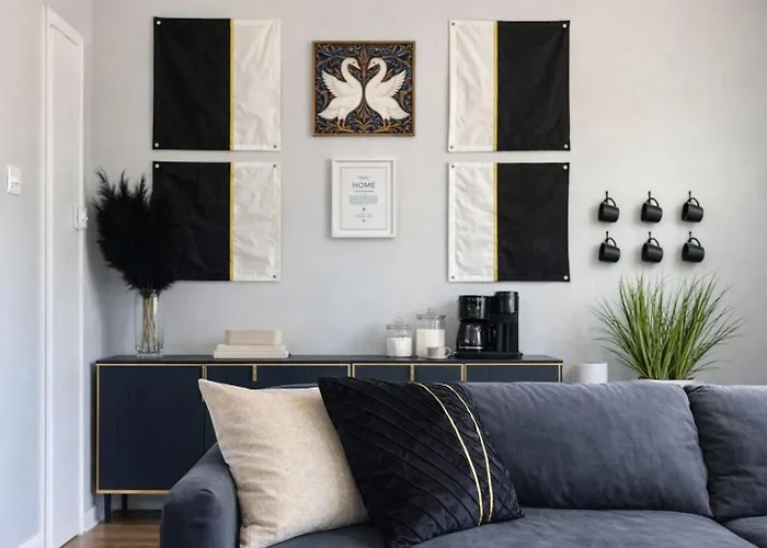 Apartment Cozy Old Chicago Style Retreat In