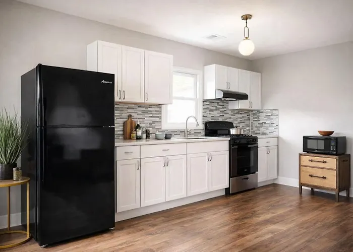Apartment Cozy Old Chicago Style Retreat In *