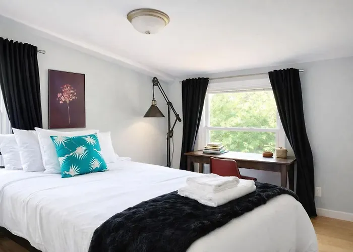 Apartment Cozy Old Chicago Style Retreat In Evanston