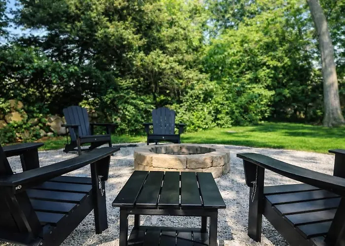 Cozy Old Chicago Style Retreat In * Evanston